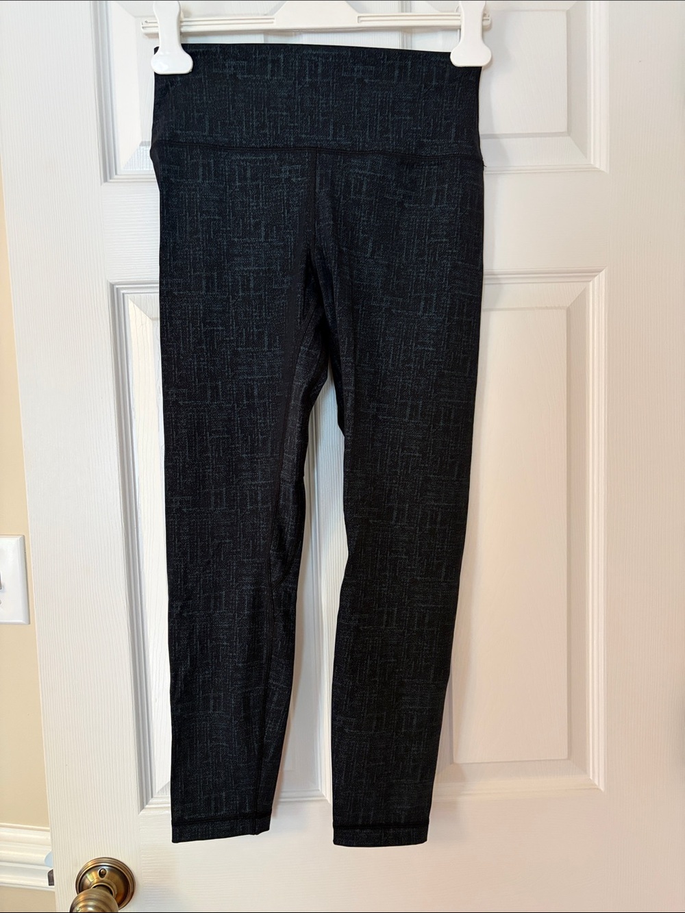 Black and blueTextured High-Waist Leggings